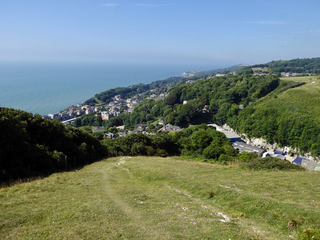 Looking back to Ventnor from St Boniface Down Lake to Shan… Flickr