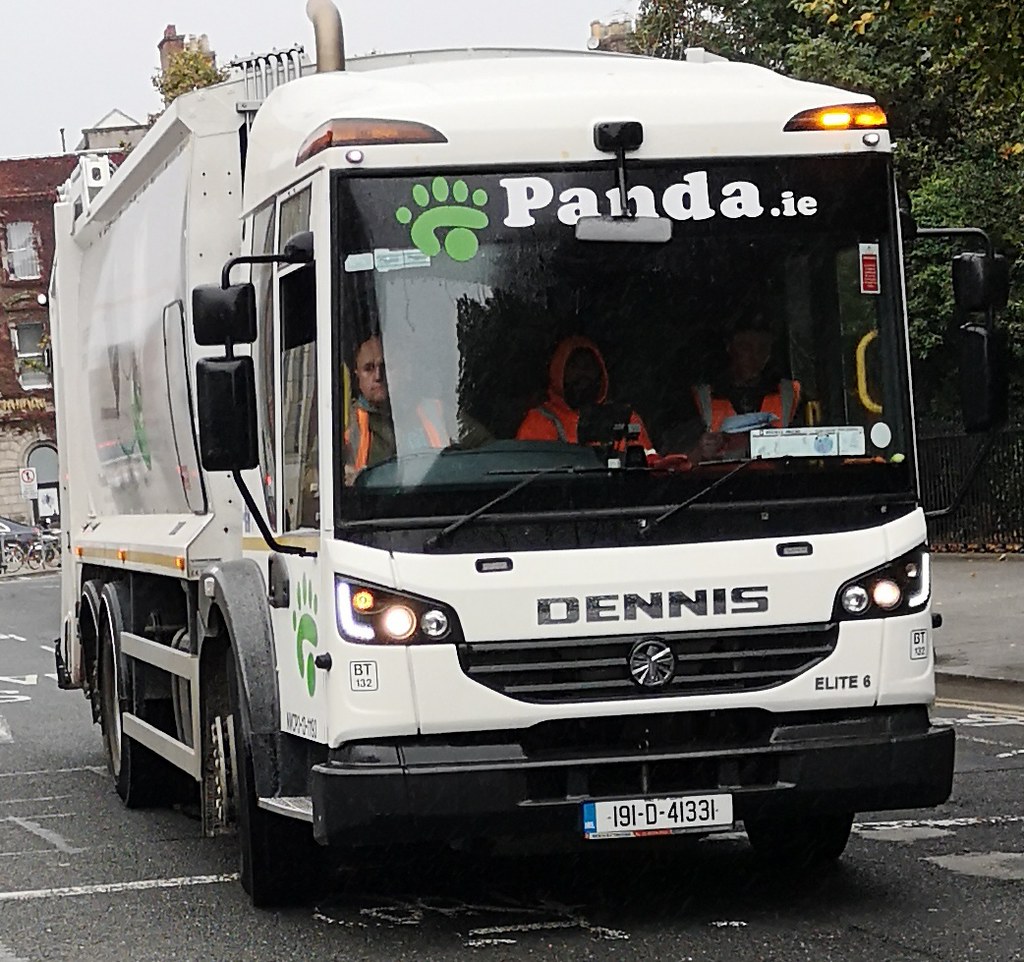 Panda Waste BT132 (Dublin Ireland) Dennis Elite 6 Bin lorr… Flickr