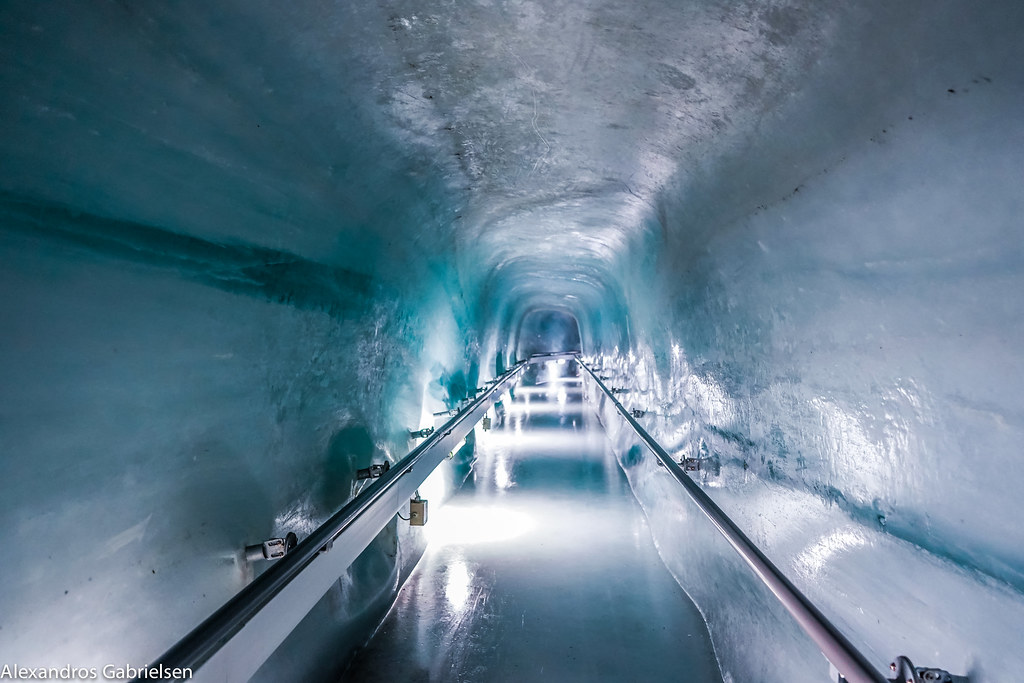 Jungfraujoch Ice Palace Within the Jungfraujoch an ice pal… Flickr