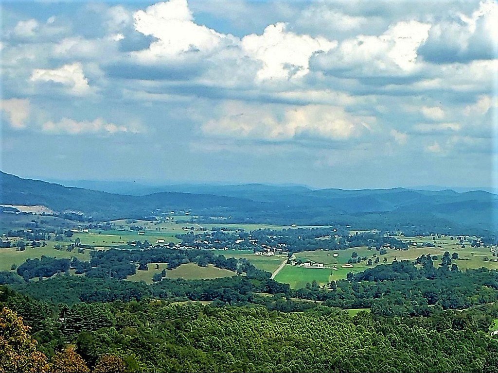 Pocahontas Pocahontas County, WV as seen from Droop Mounta… Flickr