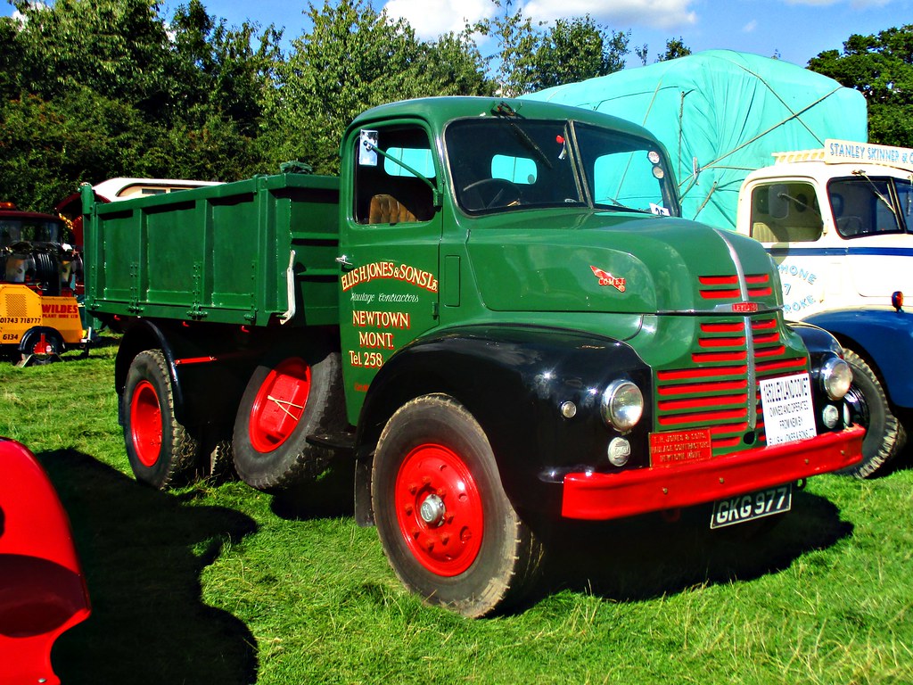 042 Leyland Comet 90 (1st Gen) Tipper (1952) GKG 977 Flickr