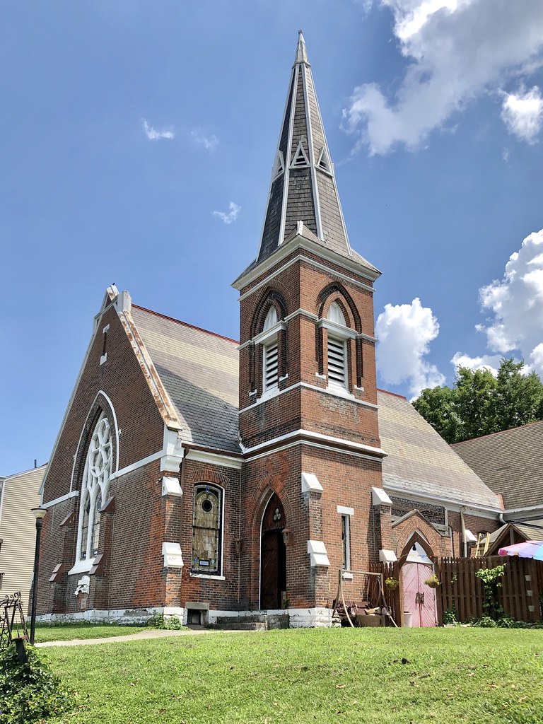 Old Ludlow First Presbyterian Church, Oak Street, Ludlow, … Flickr