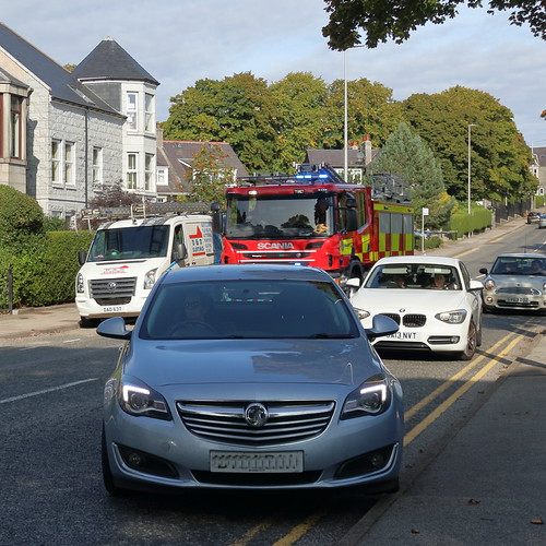 Out The Way,Westburn Drive,Aberdeen_sep 20_739 Alan Longmuir. Flickr