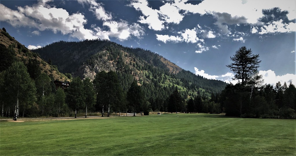 Elevation of Moose Flat Campground, Bridger Teton National Forest