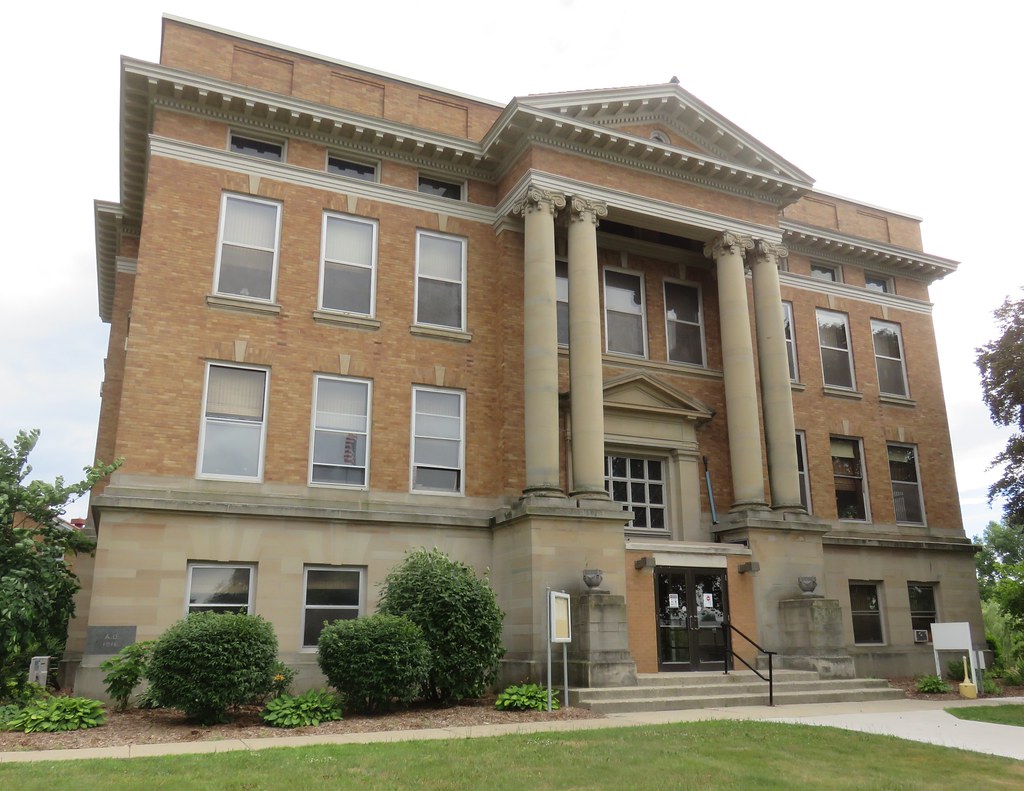 Old Montcalm County Courthouse (Stanton, Michigan) Flickr