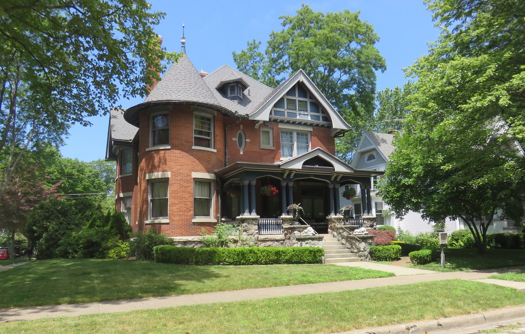 Queen Anne House (Saint Joseph, Michigan) Saint Joseph, Mi… Flickr