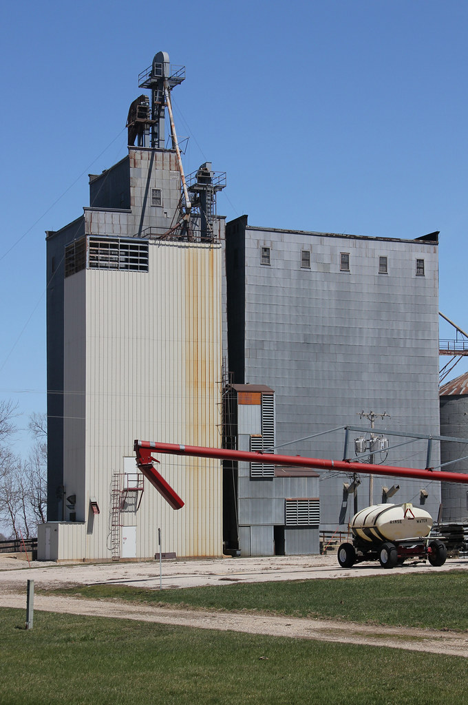 Grain Elevator Coulter, IA Tom McLaughlin Flickr