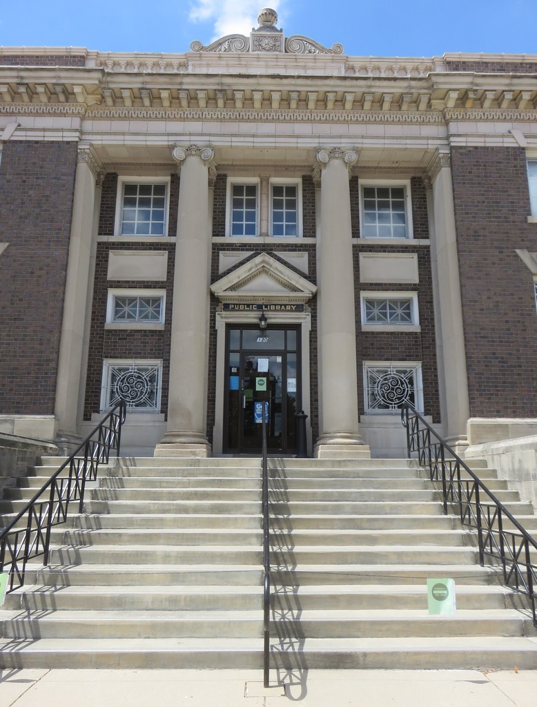 Carnegie Library (Streator, Illinois) The Streator Public … Flickr