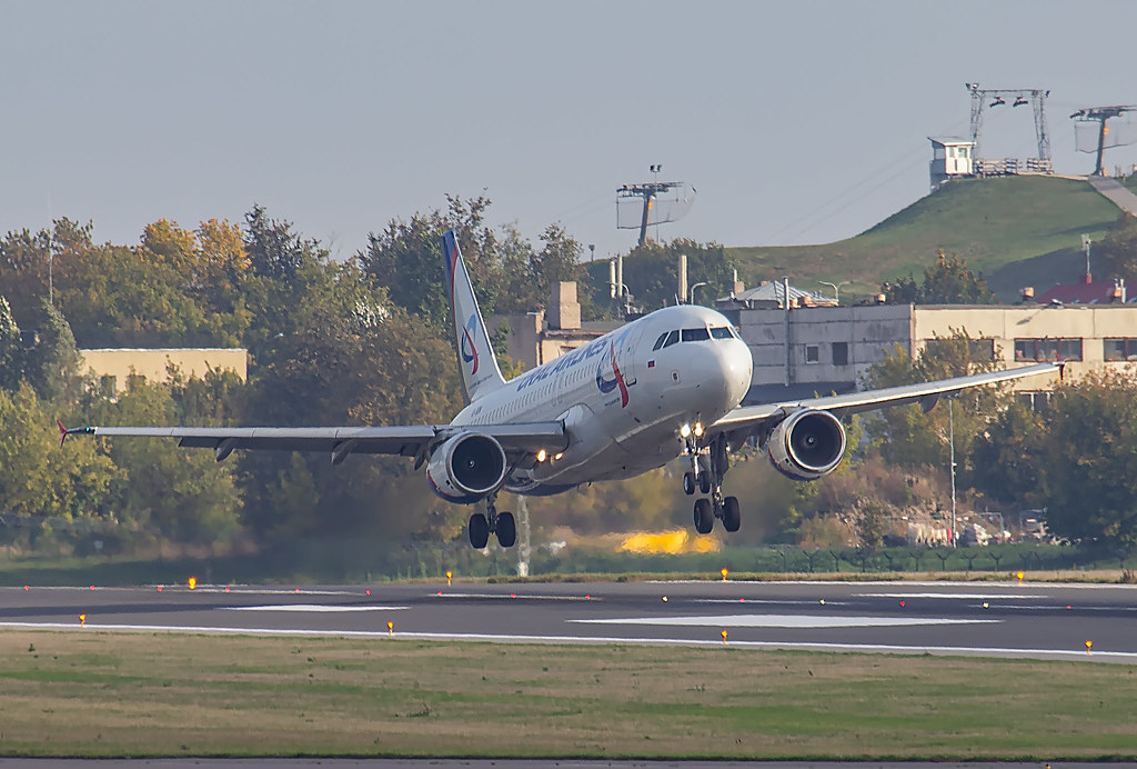 VQBQN, Airbus A320214, Ural Airlines, EYVI, 27SEP2020 Flickr