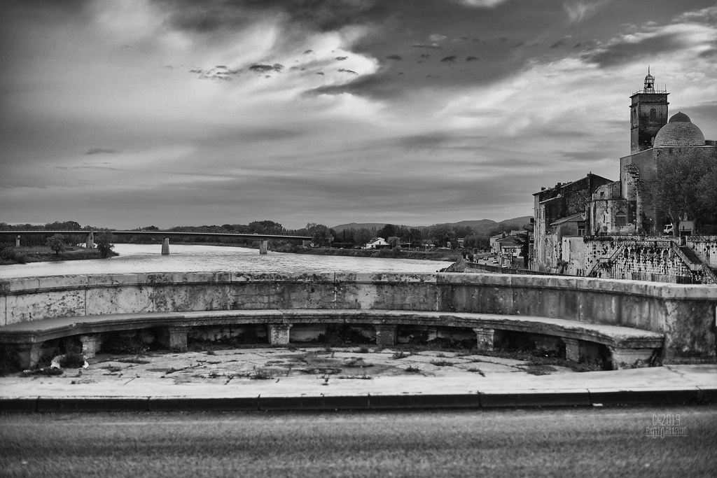 sur le pOnt. de pOnt. Pont Saint Esprit (30) Flickr