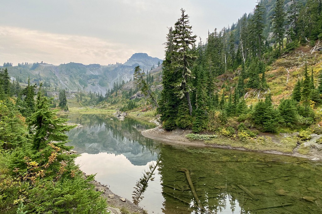 Lower Bagley Lake Chain Lakes Loop Trail, Mount BakerSnoq… Flickr