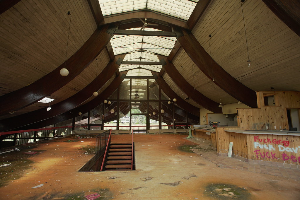 DSC00570 Nevele Grand Hotel, Ellenville NY Ski lodge Matthew