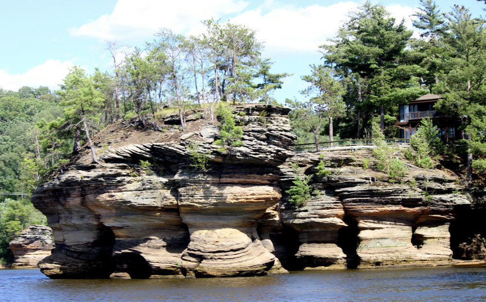 Sandstone cliffs (Wisconsin Dells WI) The Dells of the Wis… Flickr