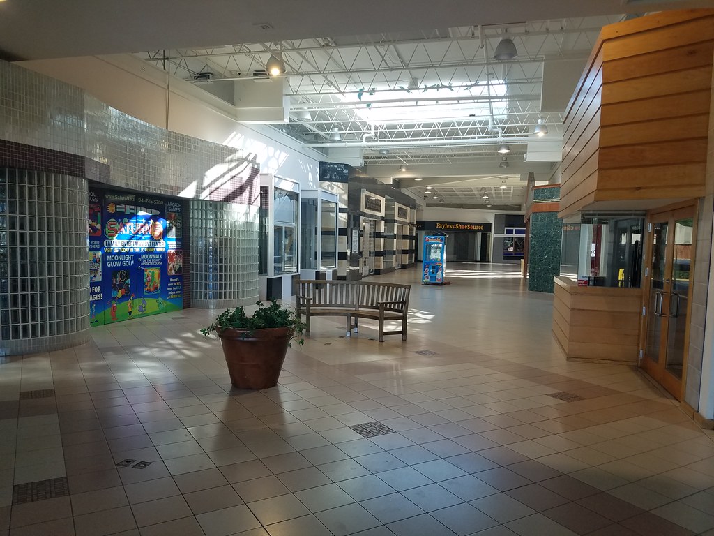 DeSoto Square Mall (Bradenton, FL) a photo on Flickriver