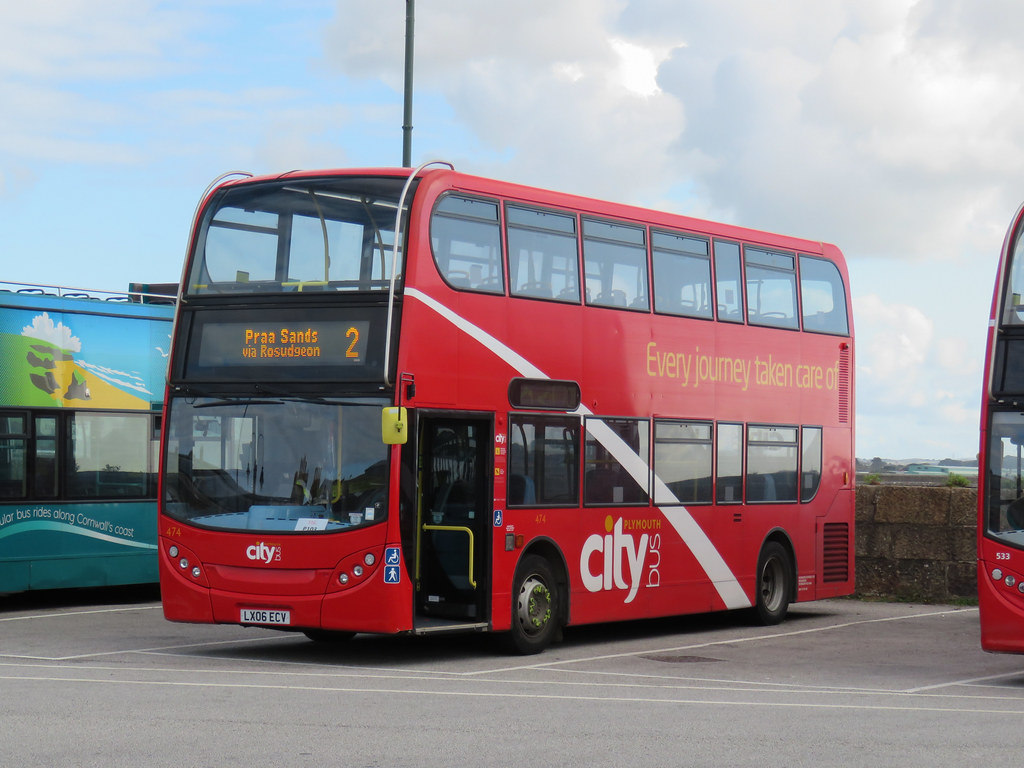 Plymouth City bus Enviro400 474 LX06 ECV in Penzance bus s… Flickr