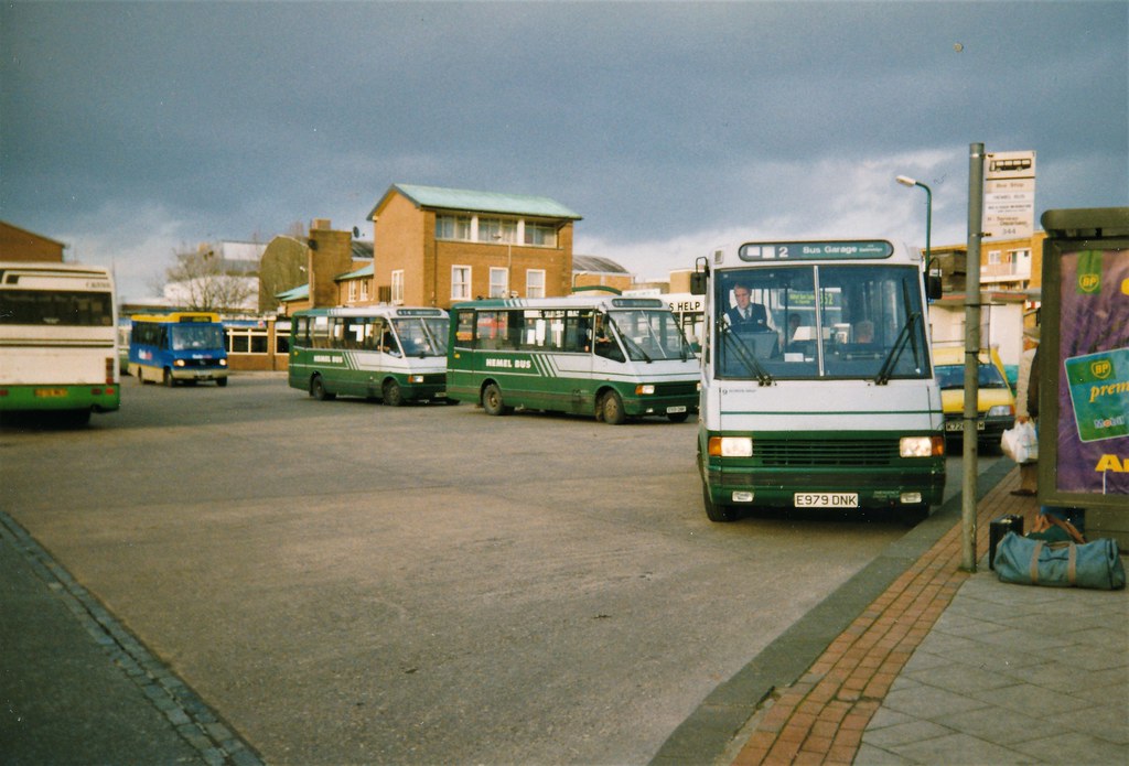 Hemel Hempstead Bus Station February 1997 A general view o… Flickr