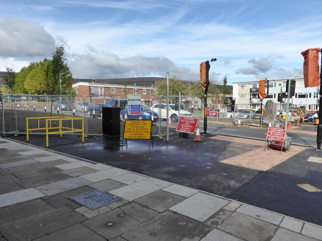 Pelican Crossing, Caradoc Road, Cwmbran 8 October 2020 Flickr