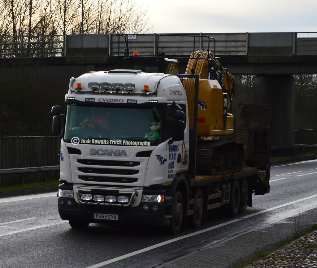 Thomas Plant Hire PJ63 SYA At Welshpool Joshhowells27 Flickr