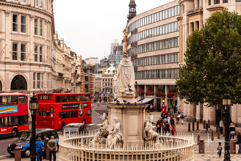 Square in front of St Paul's Square in front of St Paul's … Flickr
