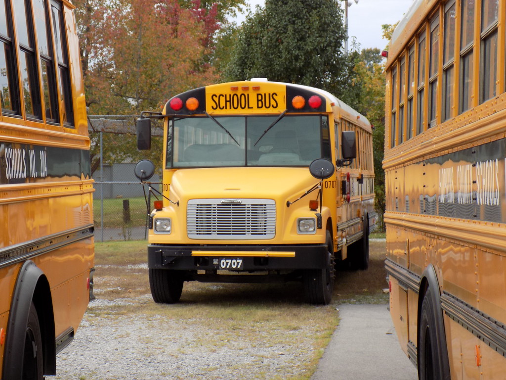 Hopkins County Schools 0707 Bus lot Nortonville, KY Flickr