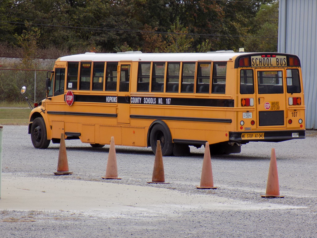 Hopkins County Schools 107 (2) Bus lot Nortonville, KY Flickr