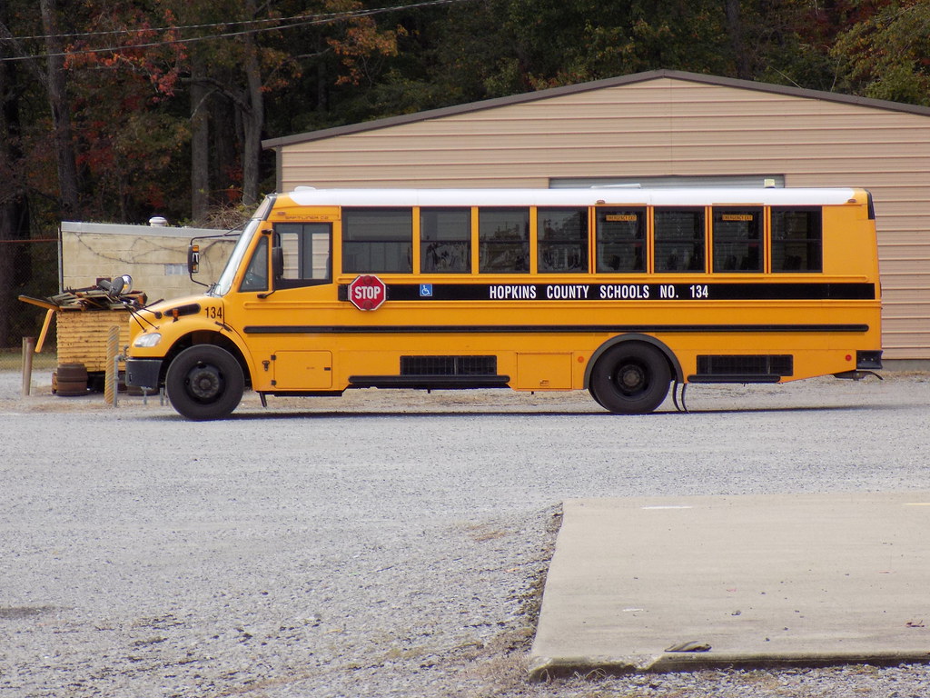 Hopkins County Schools 134 (2) Bus lot Nortonville, KY Flickr