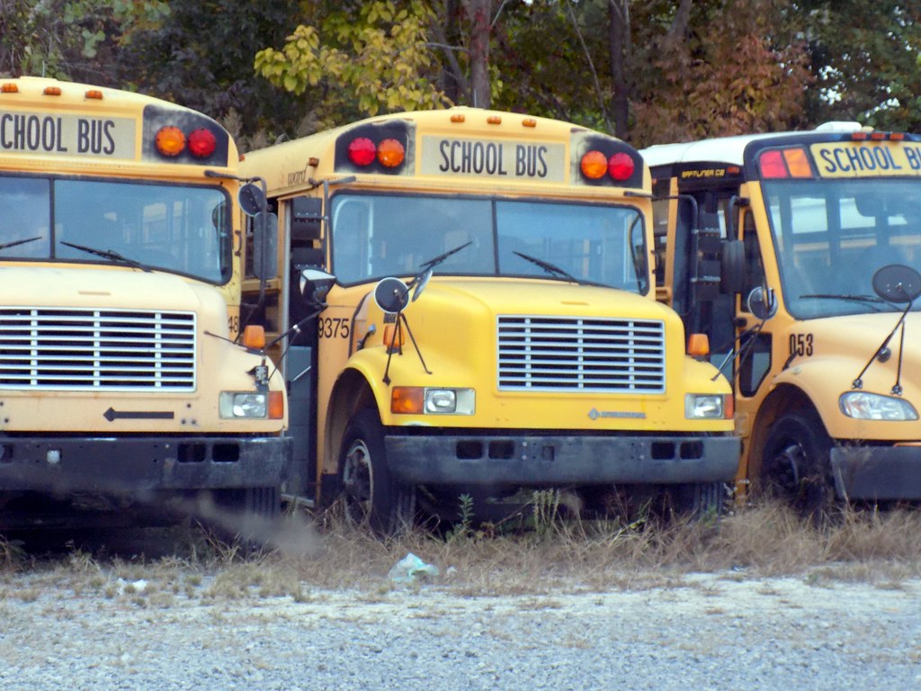 Muhlenberg County Schools 9375 Bus lot Greenville, KY. B… Flickr