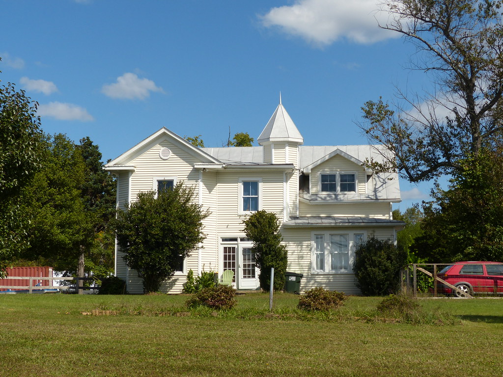old house along Rt. 33 in Greene County, Virginia Kipp Teague Flickr