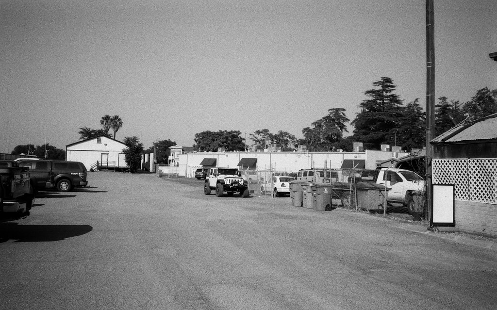 Dixon CA Minolta AF150BF & Ilford FP4 Alexander Kozik Flickr
