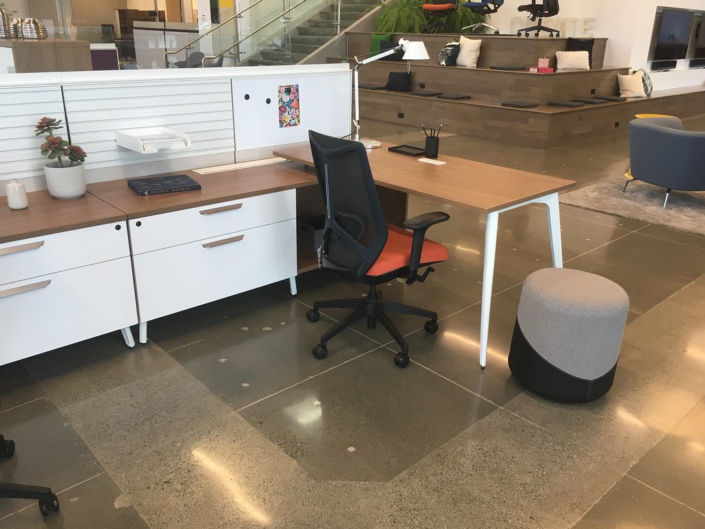 IMG_4742 Friant San Leandro Showroom Interra/Dash Statio… Friant