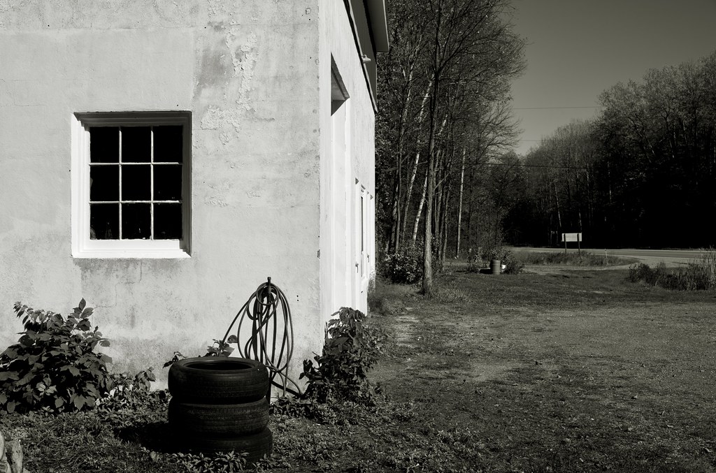 Highway 7 Abandoned gas station between Ottawa and Toronto… gregory Flickr