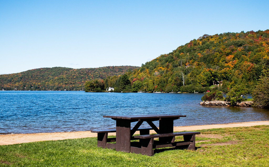 Lac Mercier P’tit Train du Nord MontTremblantVillage… Flickr