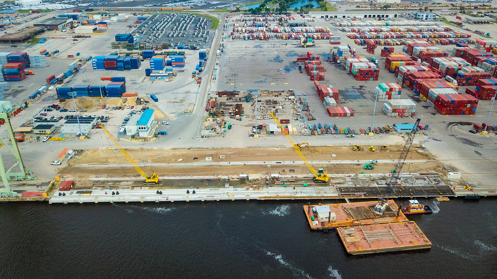 Next phase of berth reconstruction at JAXPORT’s Blount Isl… Flickr