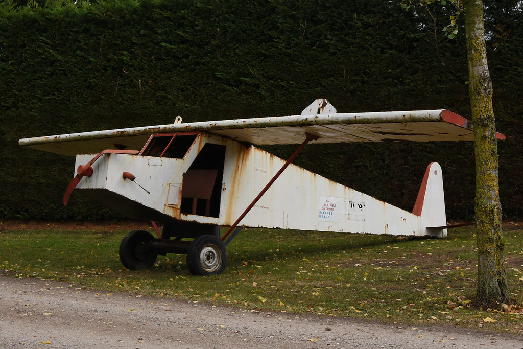 fantasy aircraft Paintball games Venhorst, Boekel 26Sep… Flickr