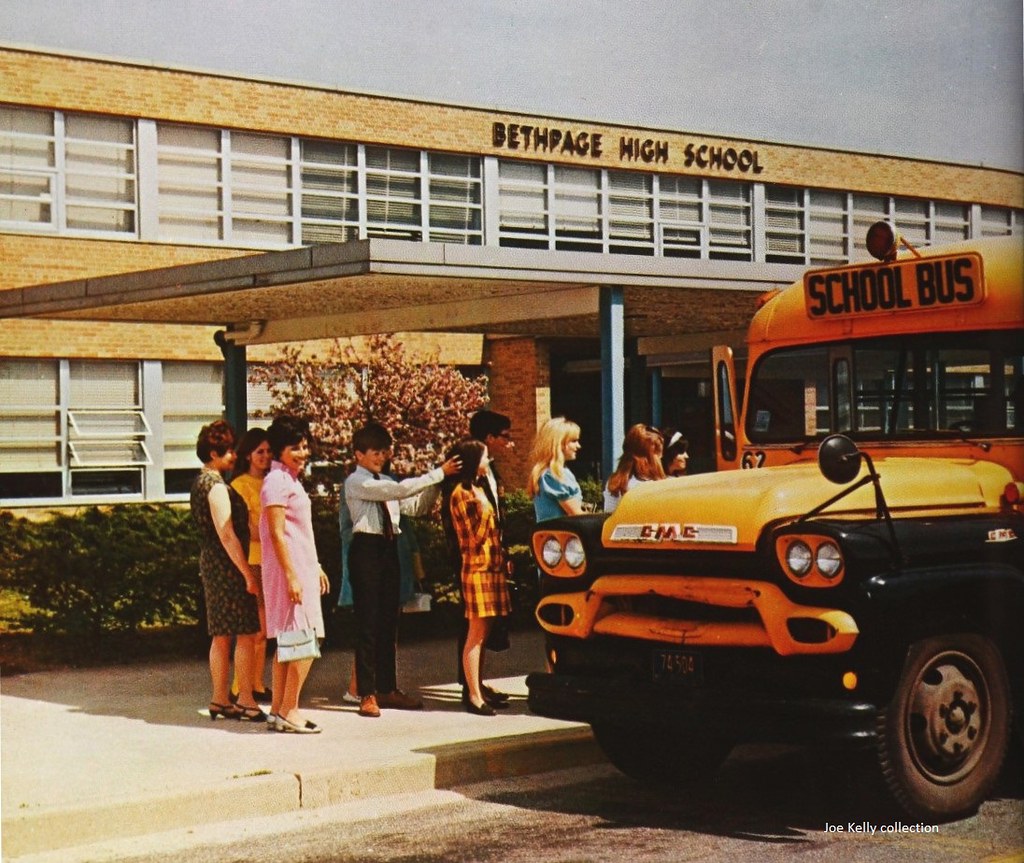 Bethpage, NY School District, 1969 Raybern Bus Service B… Flickr