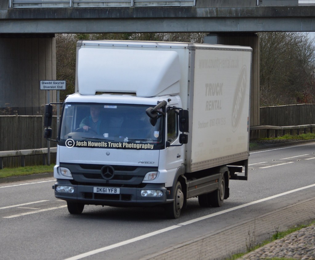 DK61 YFB At Welshpool (Ex County Rental) Joshhowells27 Flickr