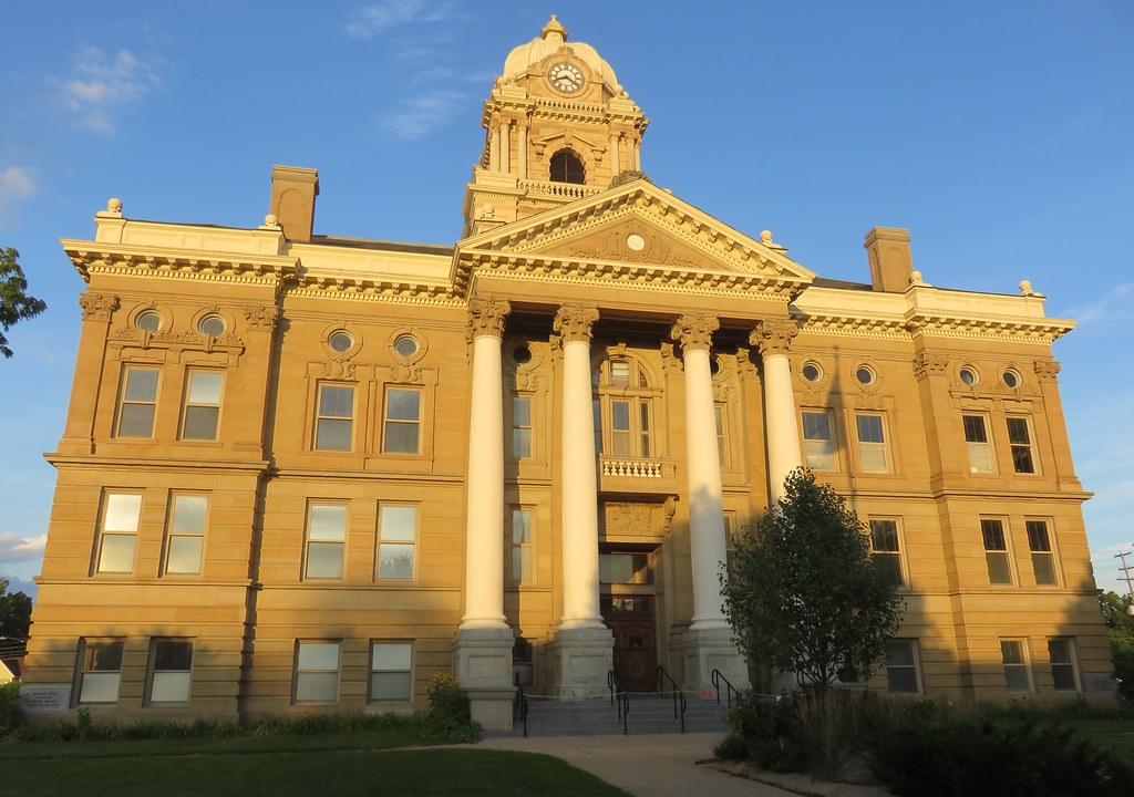 Shiawassee County Courthouse (Corunna, Michigan) Built in … Flickr