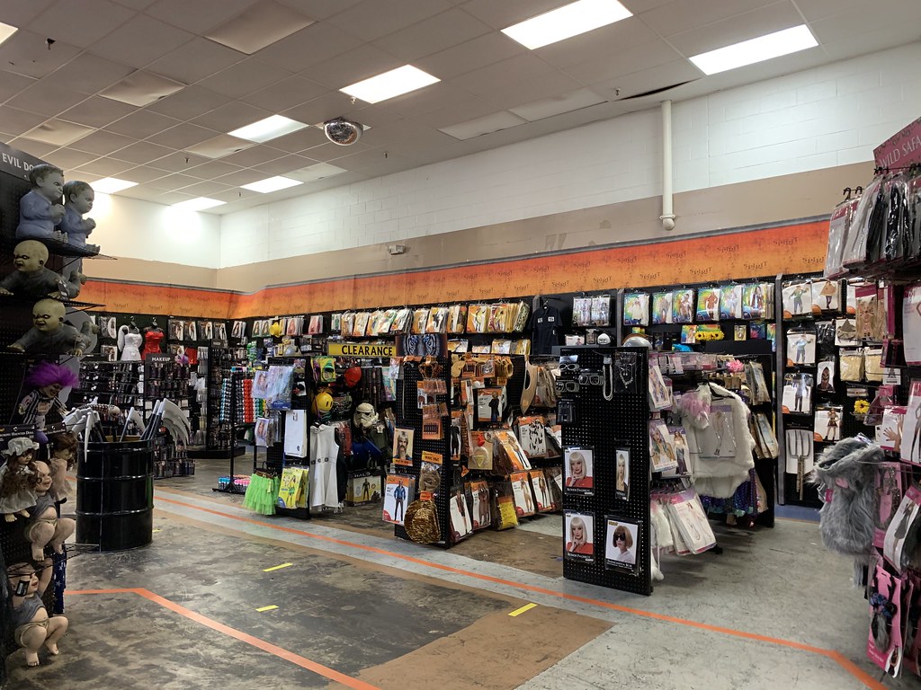 Spirit Halloween interior a photo on Flickriver