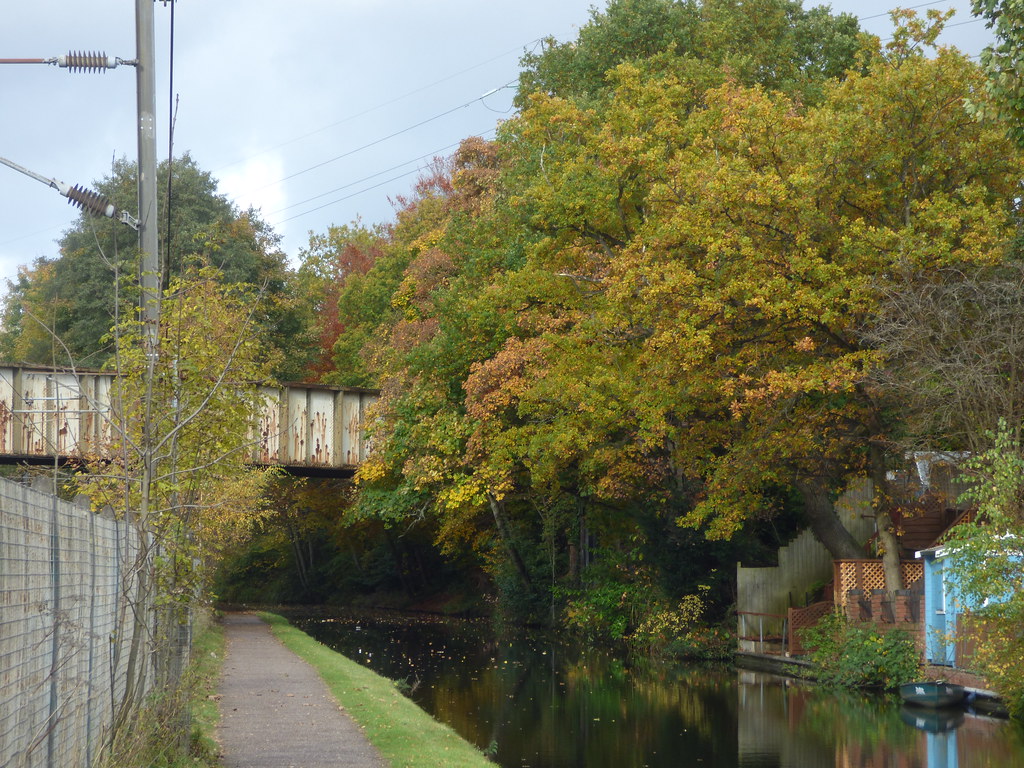Worcester & Birmingham Canal in Bournville Cadbury Railway Wharf