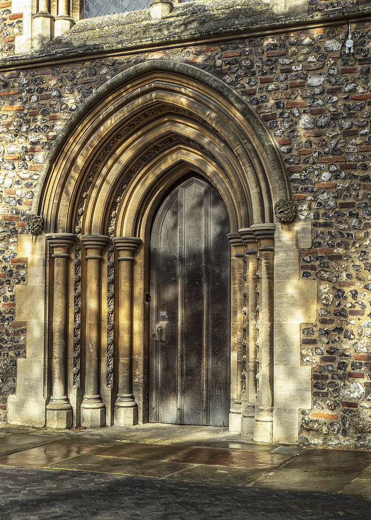 Abbey Doorway PA260444 St Albans Abbey, Hertfordshire. Flickr