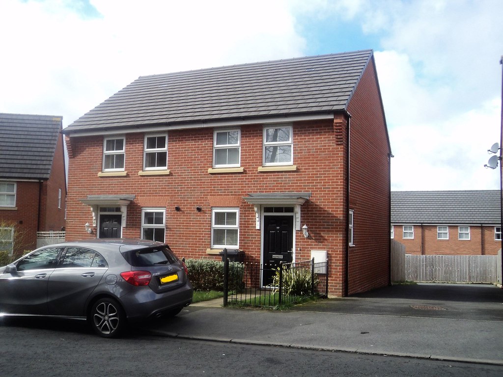 Estate Agents Blackburn This property is currently tenante… Flickr