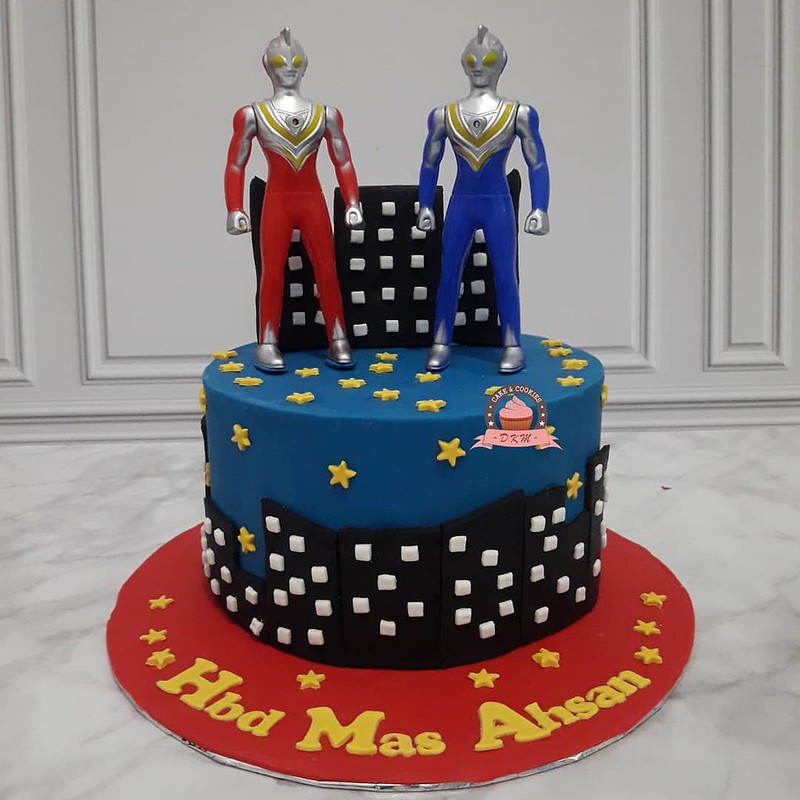 Ultraman Theme Cake DKM Cakes Toko Kue Online Jember
