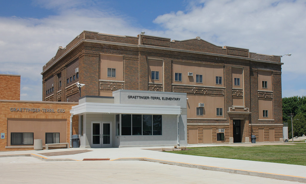 Public School Terril, IA Designed by Estherville, Iowa a… Flickr