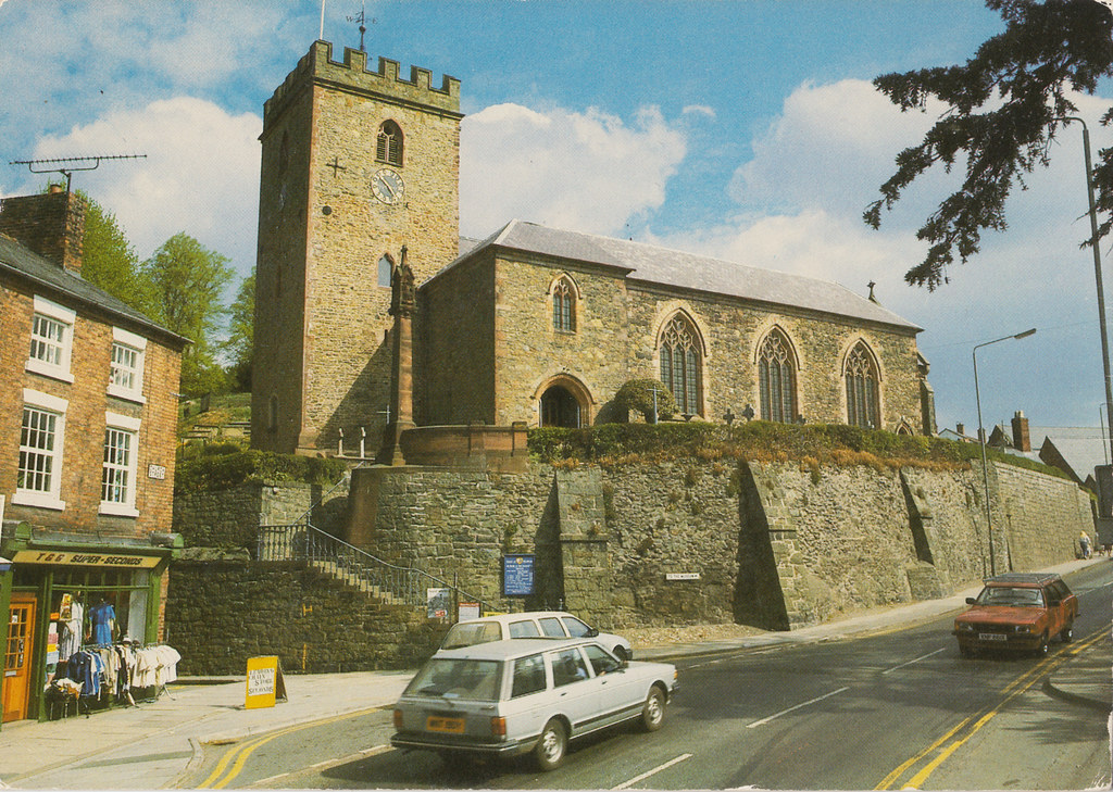 St Mary's Church, Welshpool old postcard 1980s Neat select… Flickr