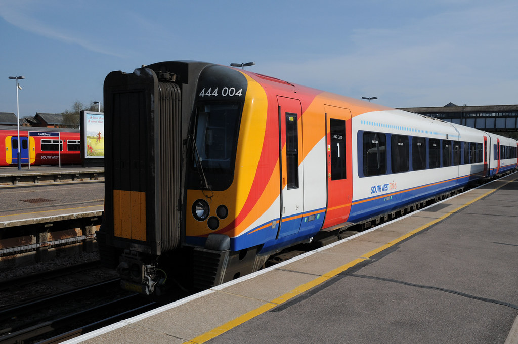 Southwest 444004 at Guildford Guildford Station, Surrey … Flickr