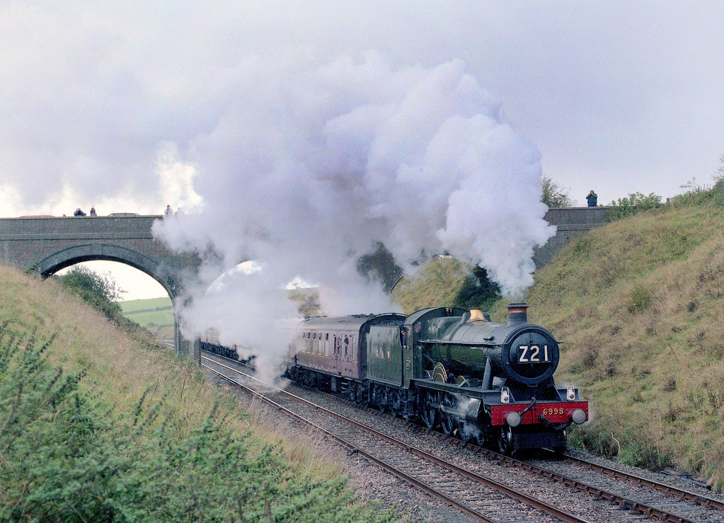 Hall at Milborne Port. 18.10.86 6998 Burton Agnes Hall on … Flickr