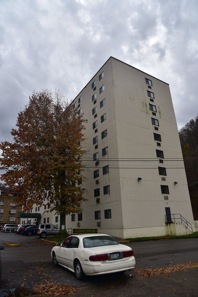 elkhorn_towers_2 Alan Johnston Flickr