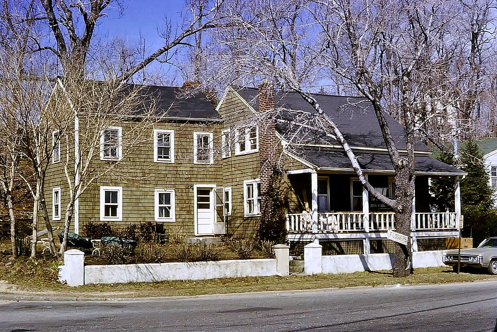 79 Wall St. Huntington, NY, 1979 photo. Norman Gates Flickr