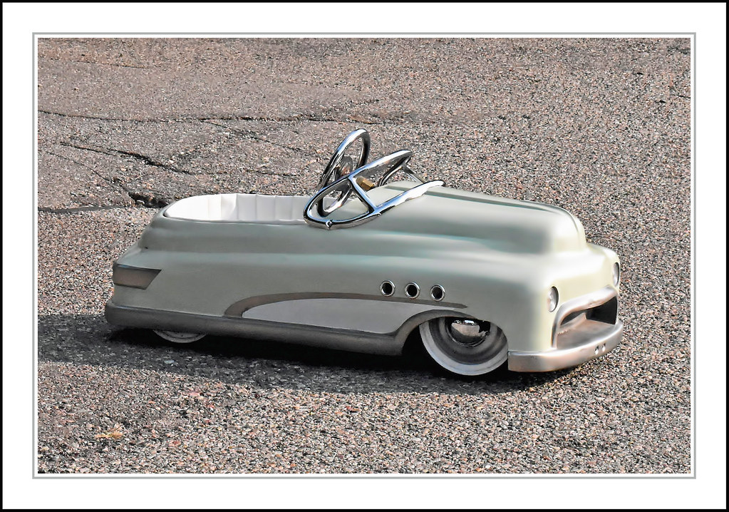 It's a Buick Pedal Car a photo on Flickriver