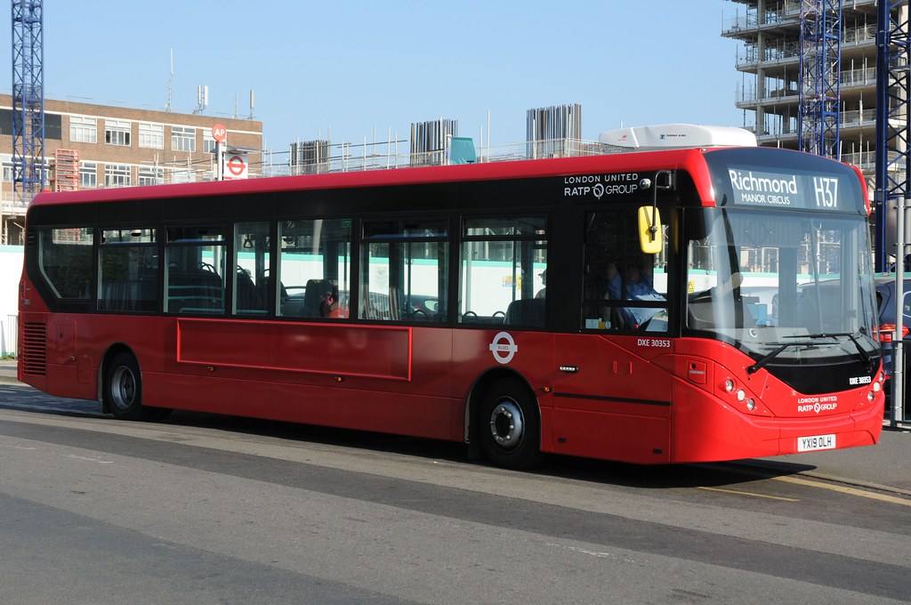 Blenheim Centre, Hounslow, Middx 20/04/2019 Flickr